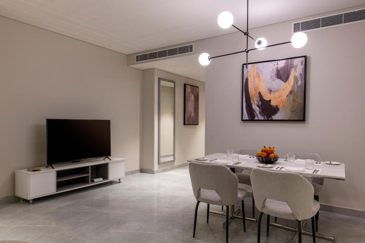 Steigenberger Residence Doha Exterior foto A living room in a typical apartment
